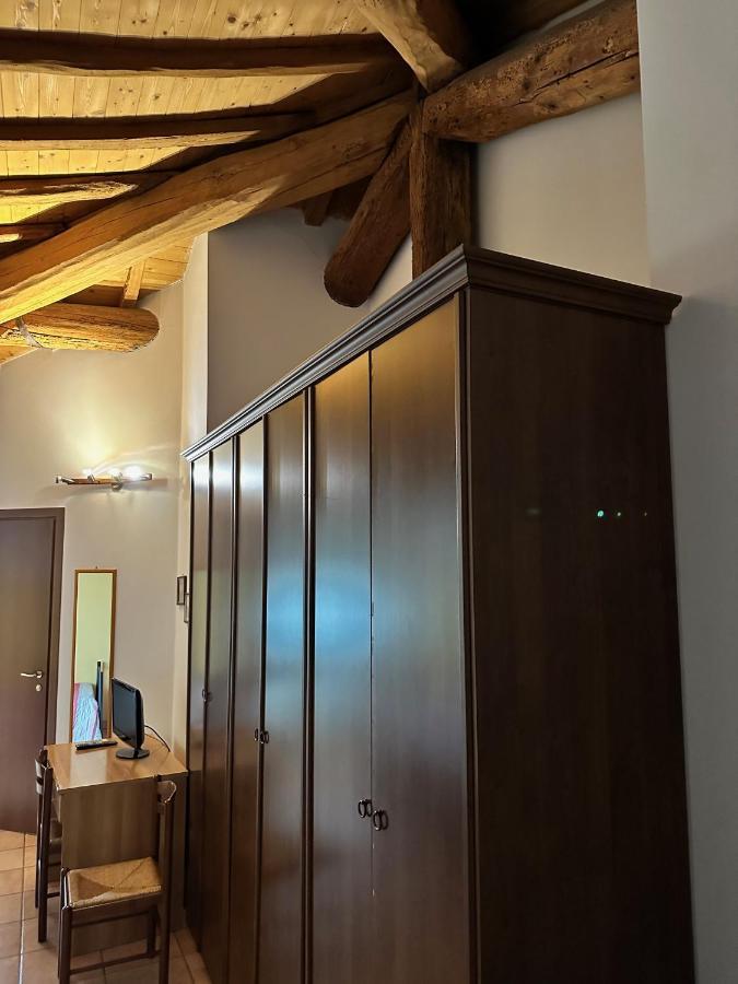 Agriturismo La Rasdora Porto Mantovano Ngoại thất bức ảnh